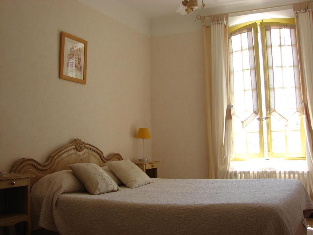 Hotel Le Siecle Mazan Zimmer foto